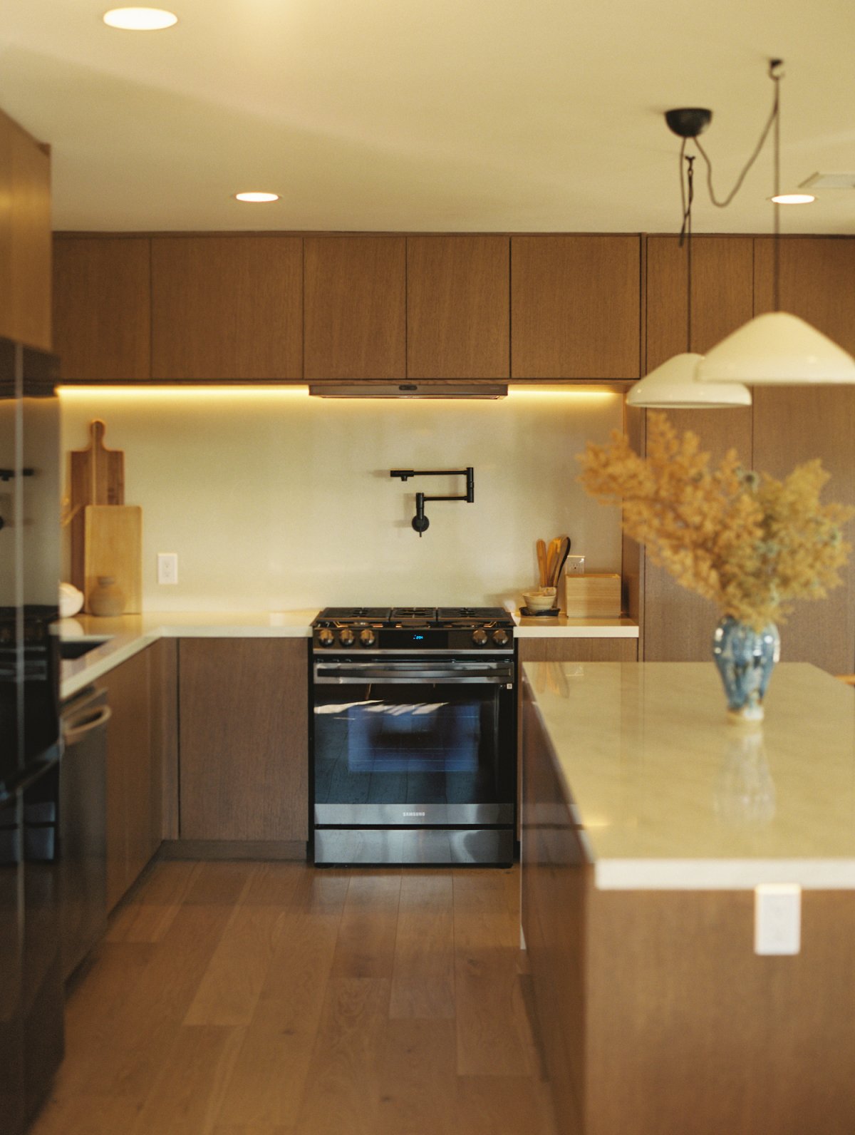 YinjiSpace OWIU x Fortune House